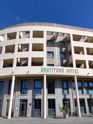Esatitude Hotel Nice — vue extérieure